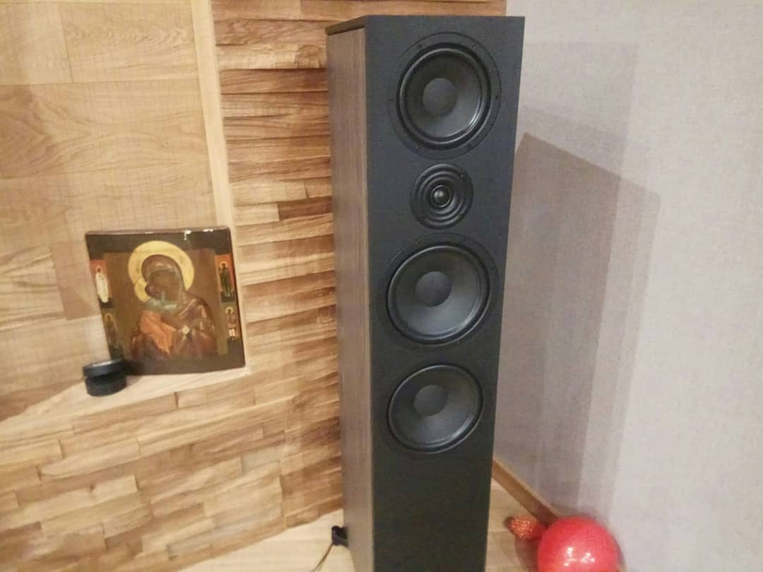Напольная акустика Heco Aurora 1000